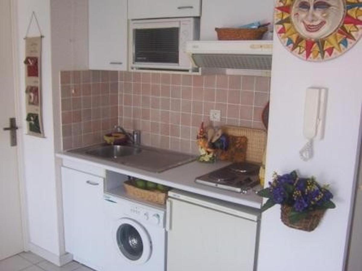 A Avec Terrasse Et Menage Inclus - Fr-1-226a-66 Apartment Frejus